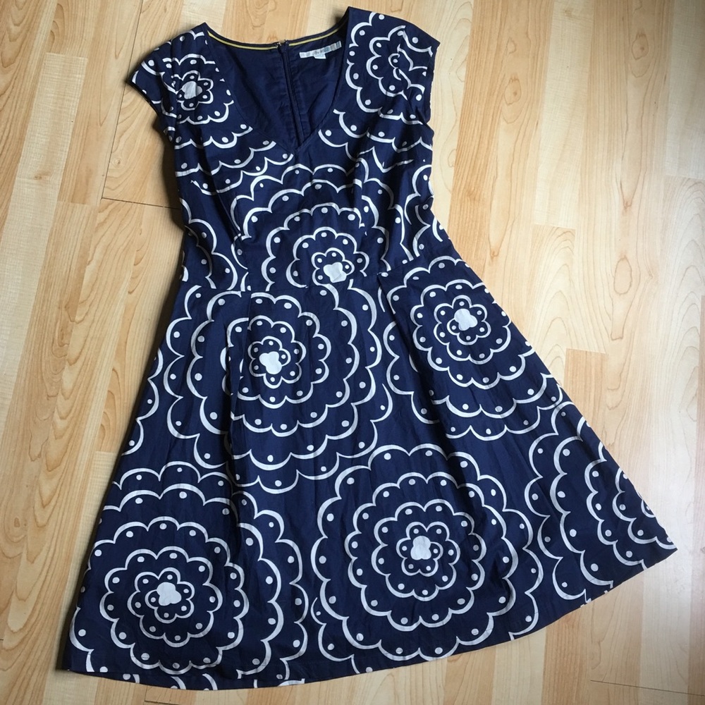 Boden Navy and White Floral-Print Midi Dress